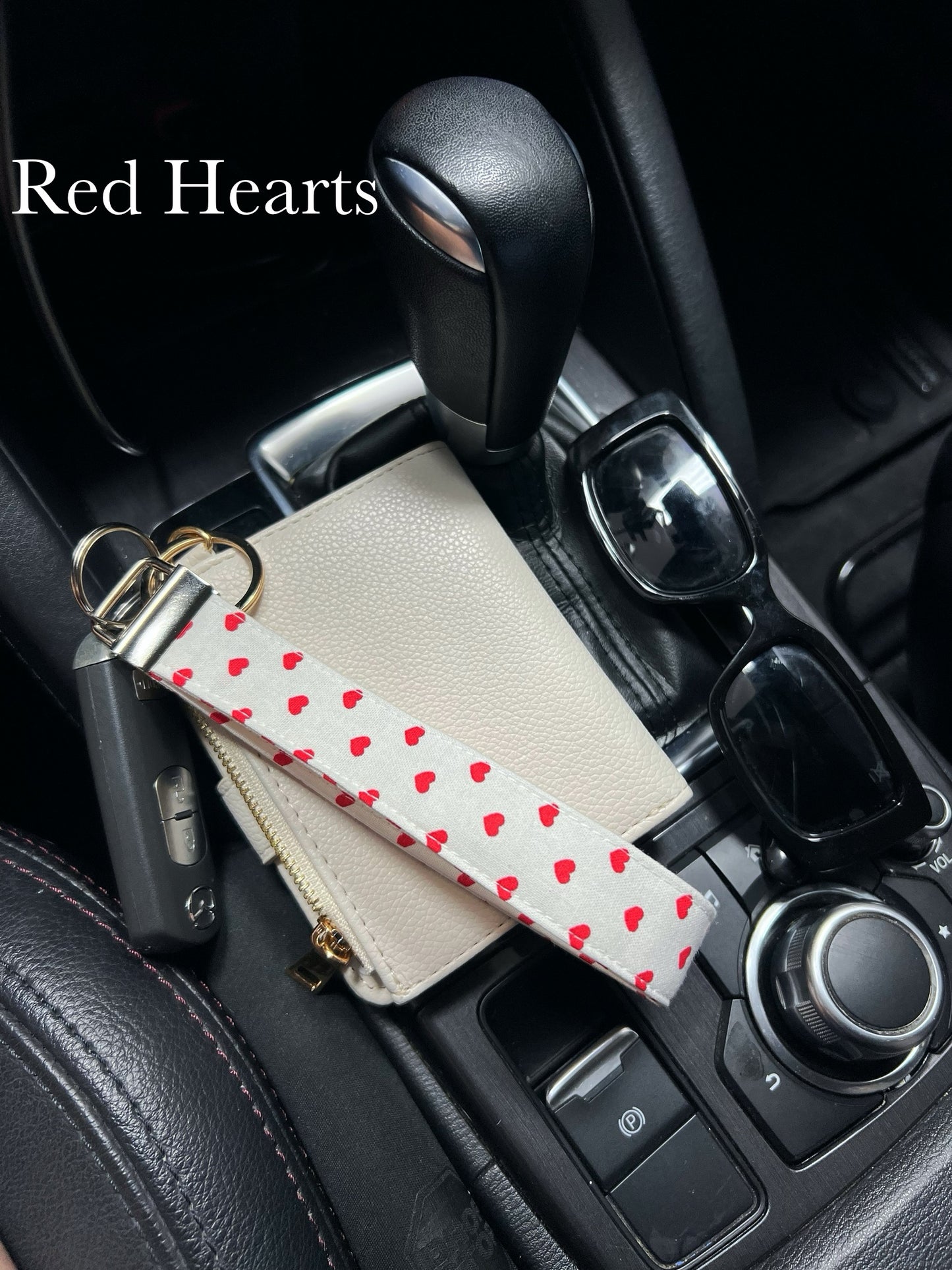 Keychain wristlets