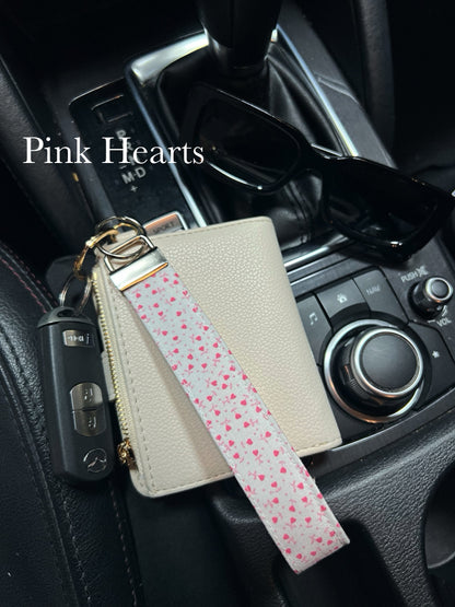 Keychain wristlets