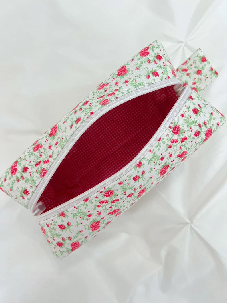 Red rose makeup bag