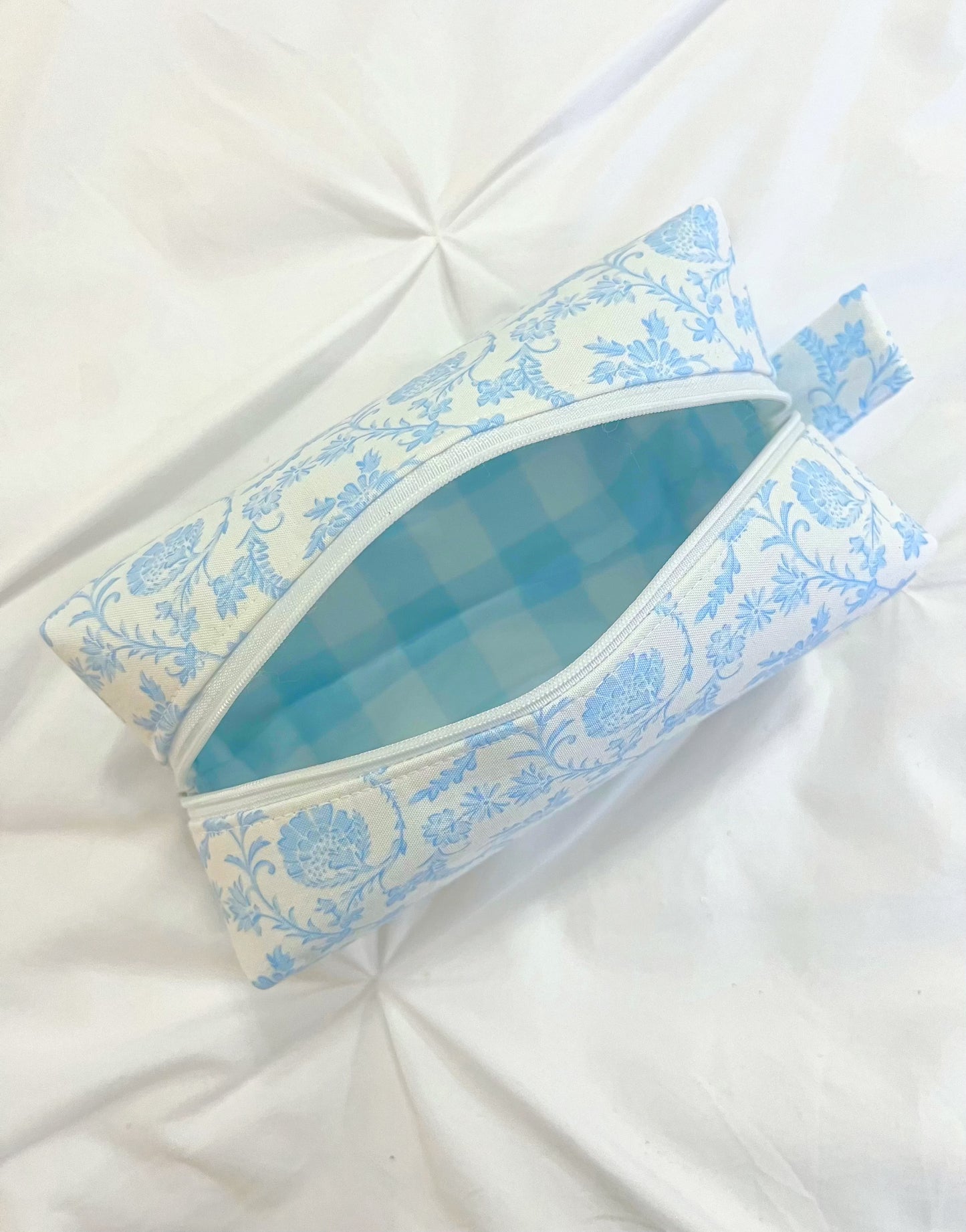 Light blue toile makeup/cosmetic bag