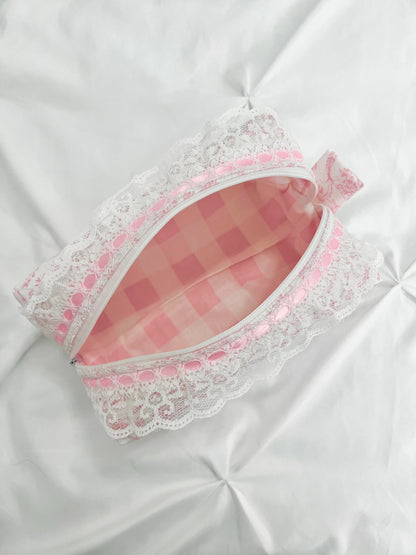 Pink toile makeup bag with white lace trim