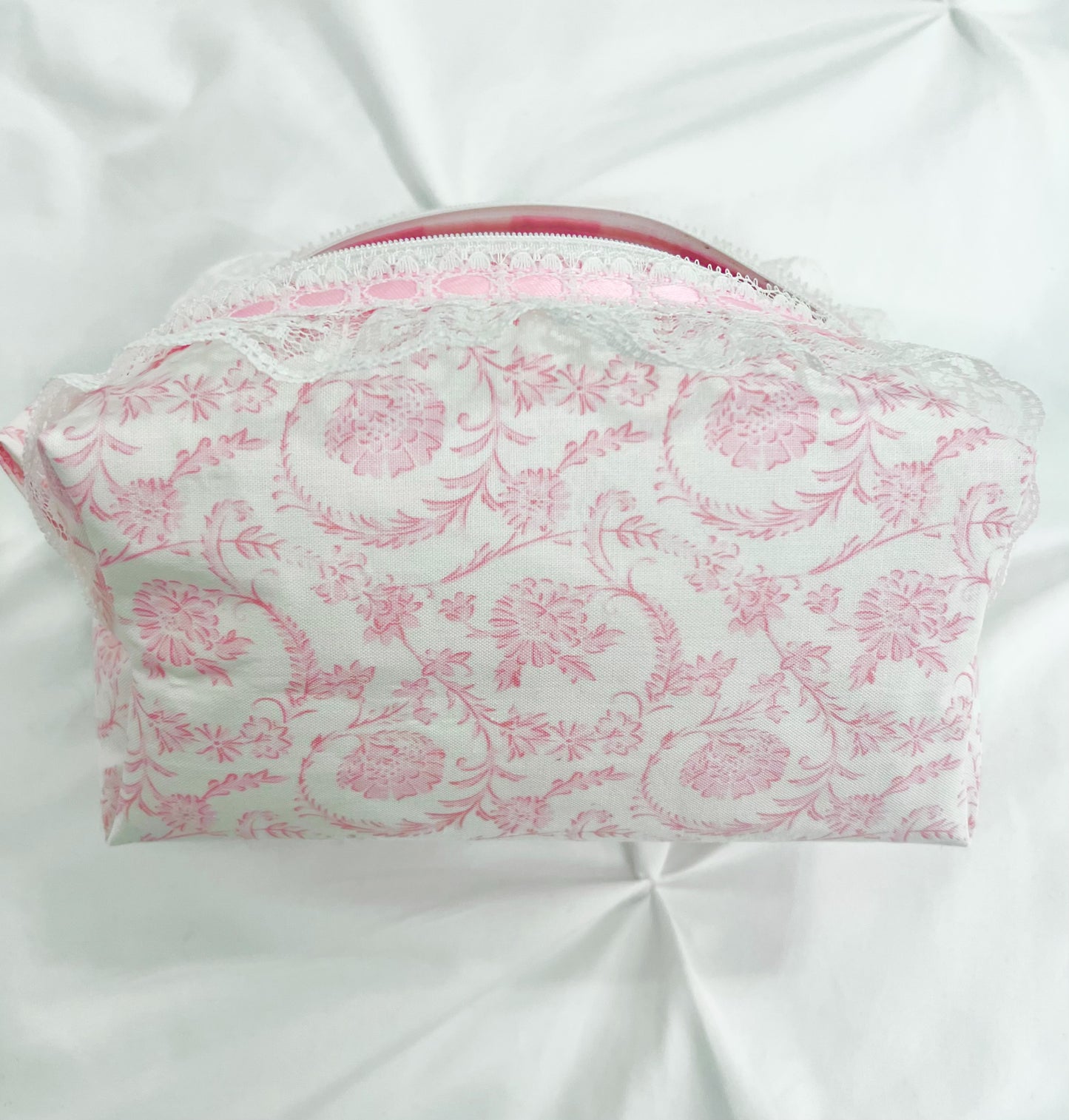 Pink toile makeup bag with white lace trim
